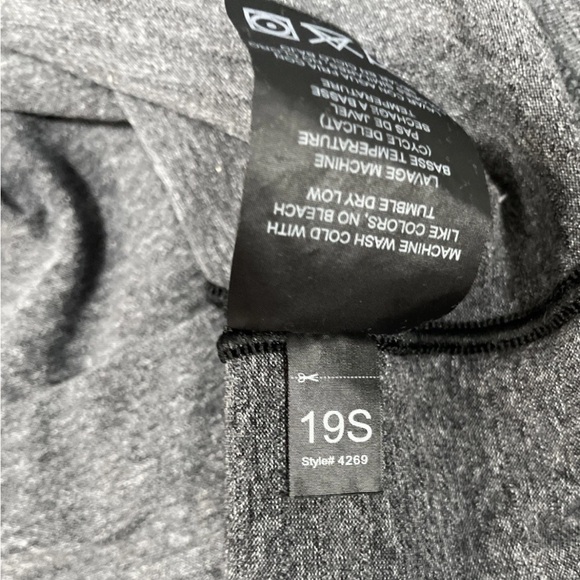 Kuhl Pullover Women’s Grey Mock Neck Long Sleeve 1/4 Zip Outdoors Size Small - Picture 7 of 7